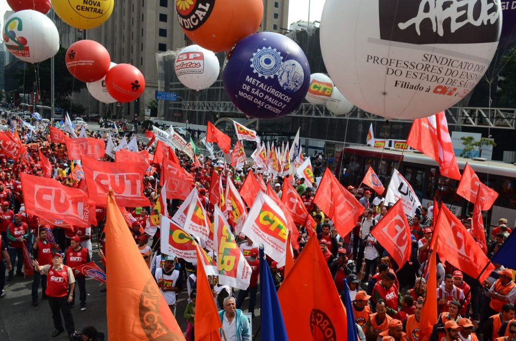 Centrais sindicais repudiam pacote do governo; confira nota